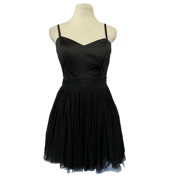 𝅺City Triangles Black Prom Cocktail Dress Júnior Size 9 - Picture 1 of 9